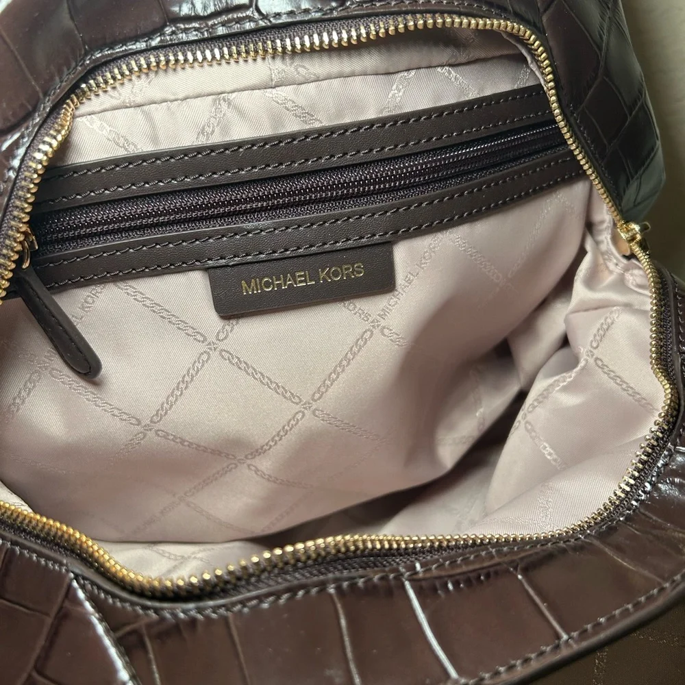 Michael Kors Brown Lillie Large Crocodile Embossed
Leather Shoulder Bag - Picture 9 of 10